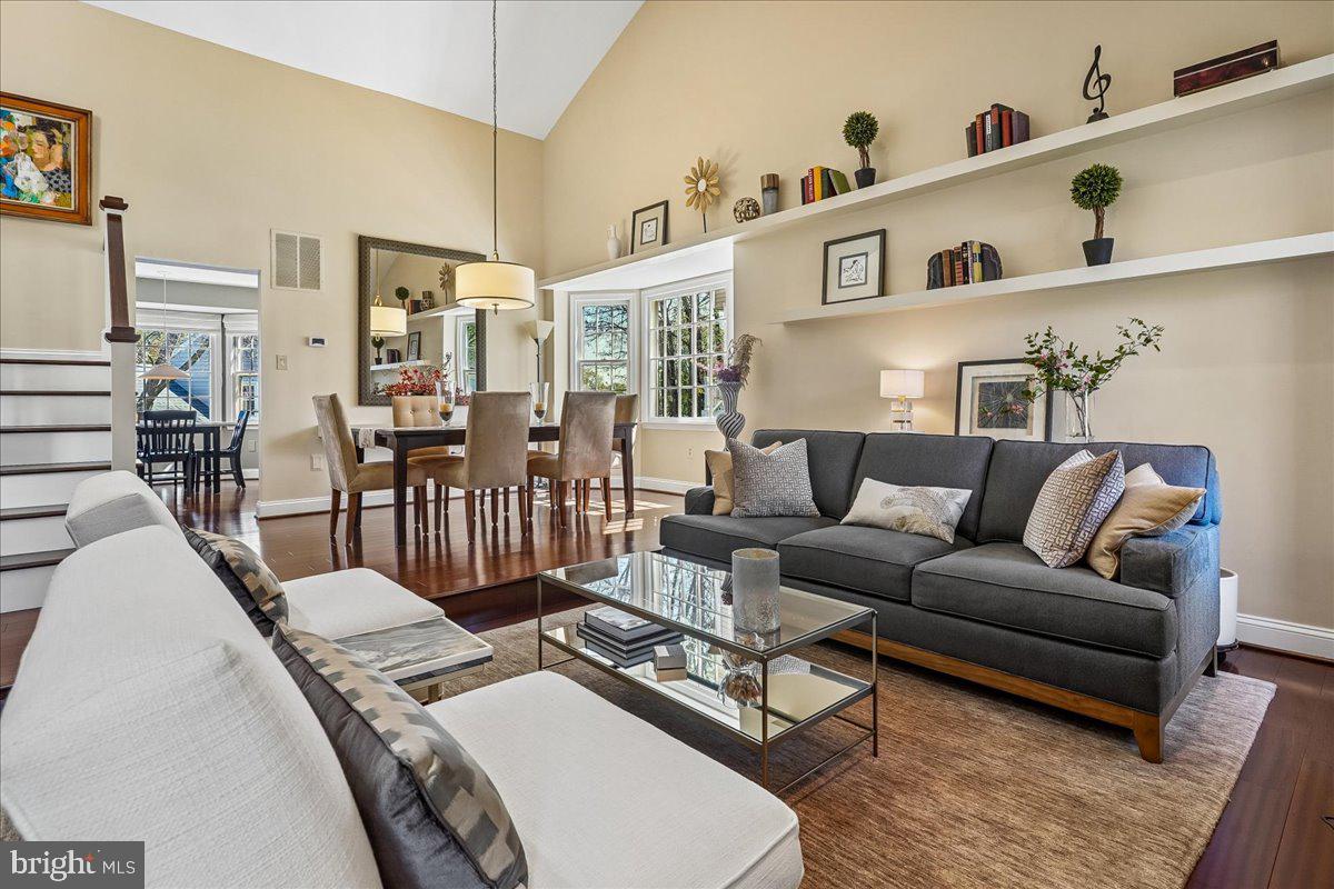 7801 Blue Jasmine Court Springfield, VA 22153 - Photo 6 of 61 Living / Dining Room