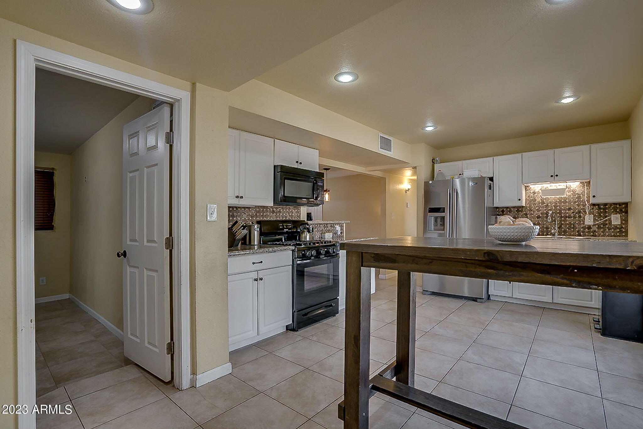 3440 West Charter Oak Road Phoenix, AZ 85029 - Photo 11 of 28 14-web-or-mls-Finished-14