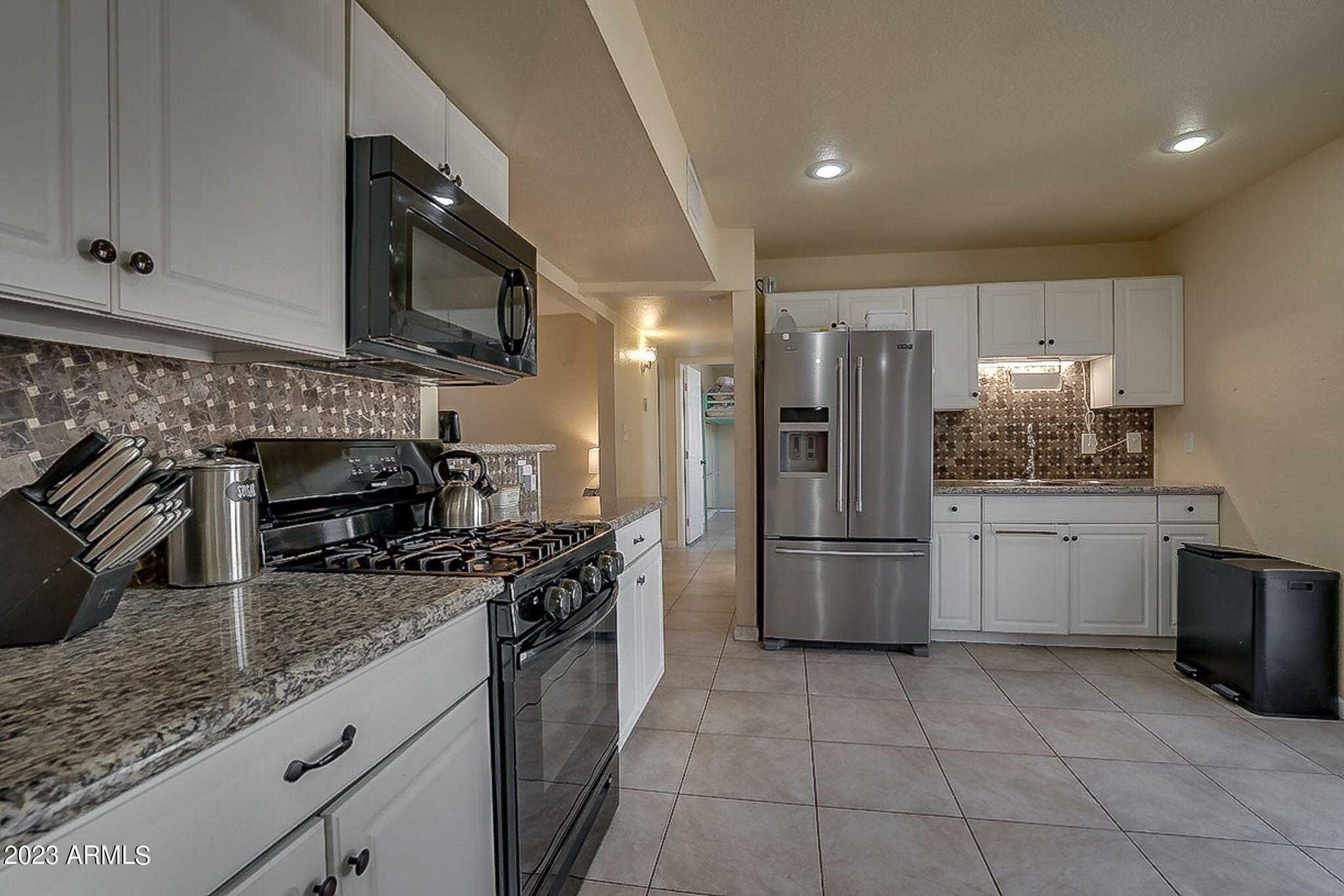 3440 West Charter Oak Road Phoenix, AZ 85029 - Photo 13 of 28 16-web-or-mls-Finished-16