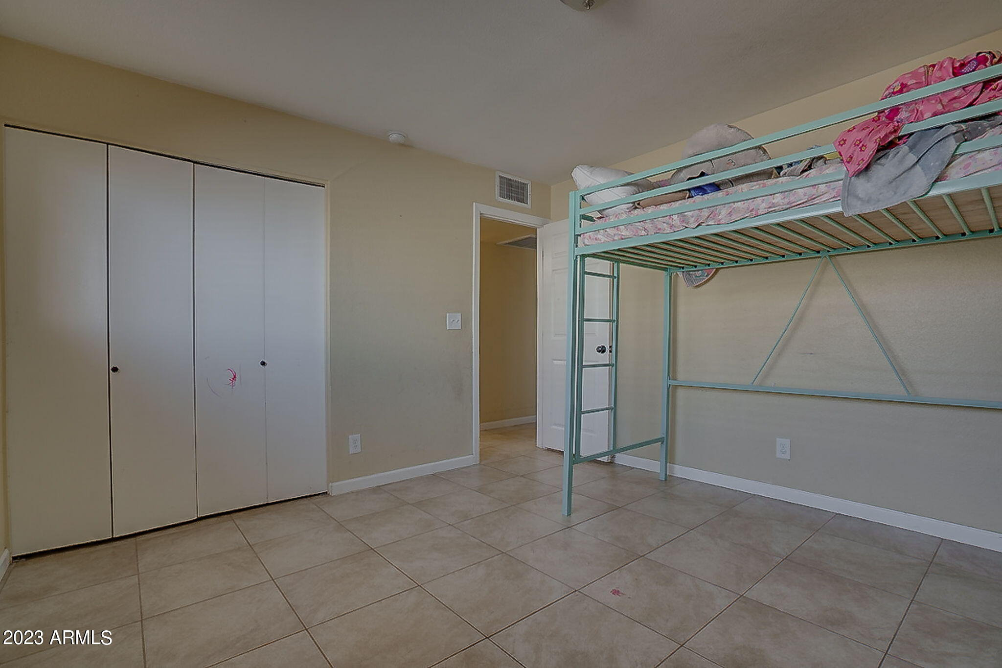 3440 West Charter Oak Road Phoenix, AZ 85029 - Photo 21 of 28 25-web-or-mls-Finished-25