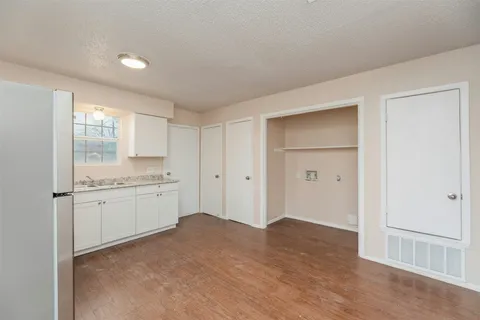 $535,000 | 8412 Garcreek Circle, Austin, TX 78724