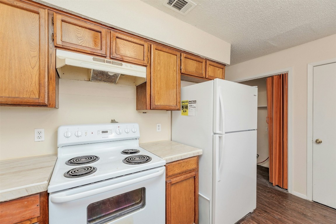 8412 Garcreek Circle Austin, TX 78724 - Photo 28 of 40 The kitchen in Unit B comes with excellent cabinetry storage plus a pantry.