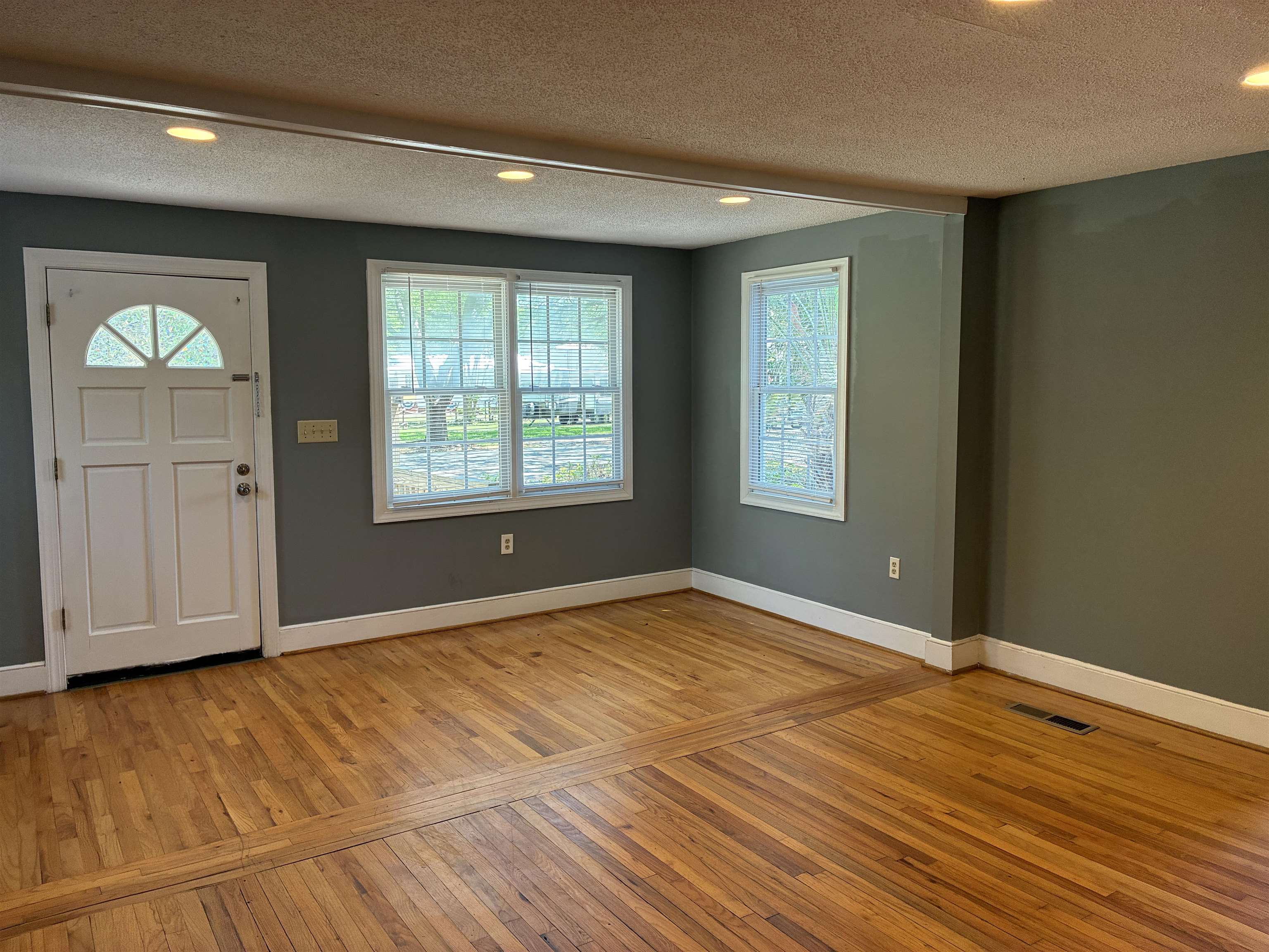 1302 Saville Street Georgetown, SC 29440 - Photo 11 of 47