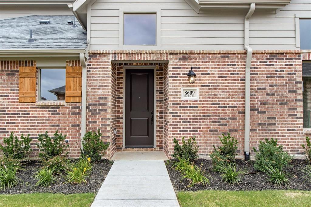 8609 Del Rio Trail Rowlett, TX 75089 - Photo 6 of 40 007-8609DelRioTrail-Wylie-TX-75098-Exterior.jpg-SMALL