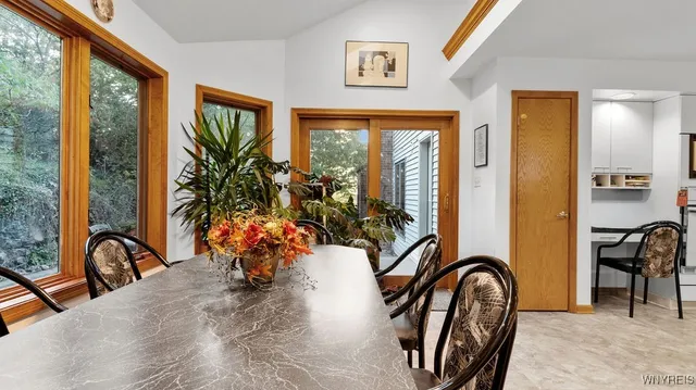 $799,900 | 4892 Eastbrooke Place, Clarence, NY 14221