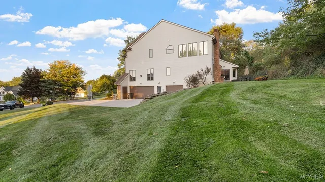 $799,900 | 4892 Eastbrooke Place, Clarence, NY 14221