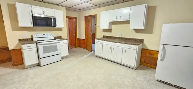 $2,200 | 93 Arthur Street, Unit 1W, Brockton, MA 02302