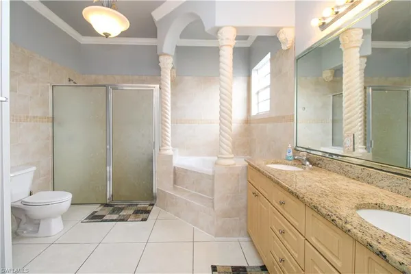 $2,700 | 2310 2nd Avenue Southeast, Naples, FL 34117