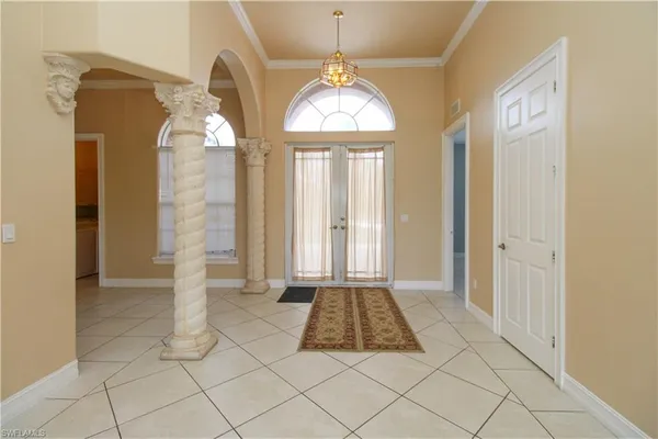 $2,700 | 2310 2nd Avenue Southeast, Naples, FL 34117