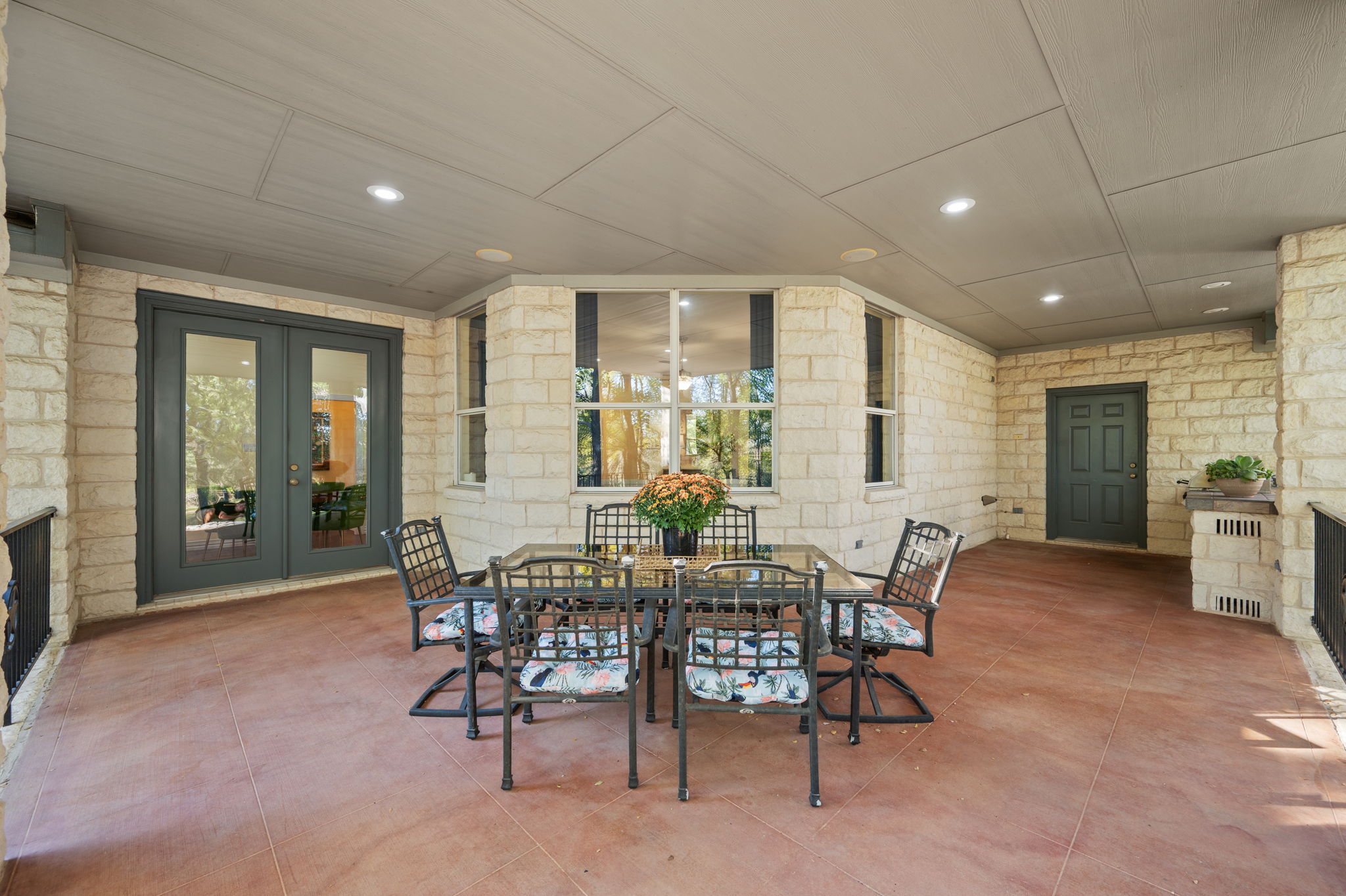 109 Ridge View Drive Georgetown, TX 78628 - Photo 34 of 40