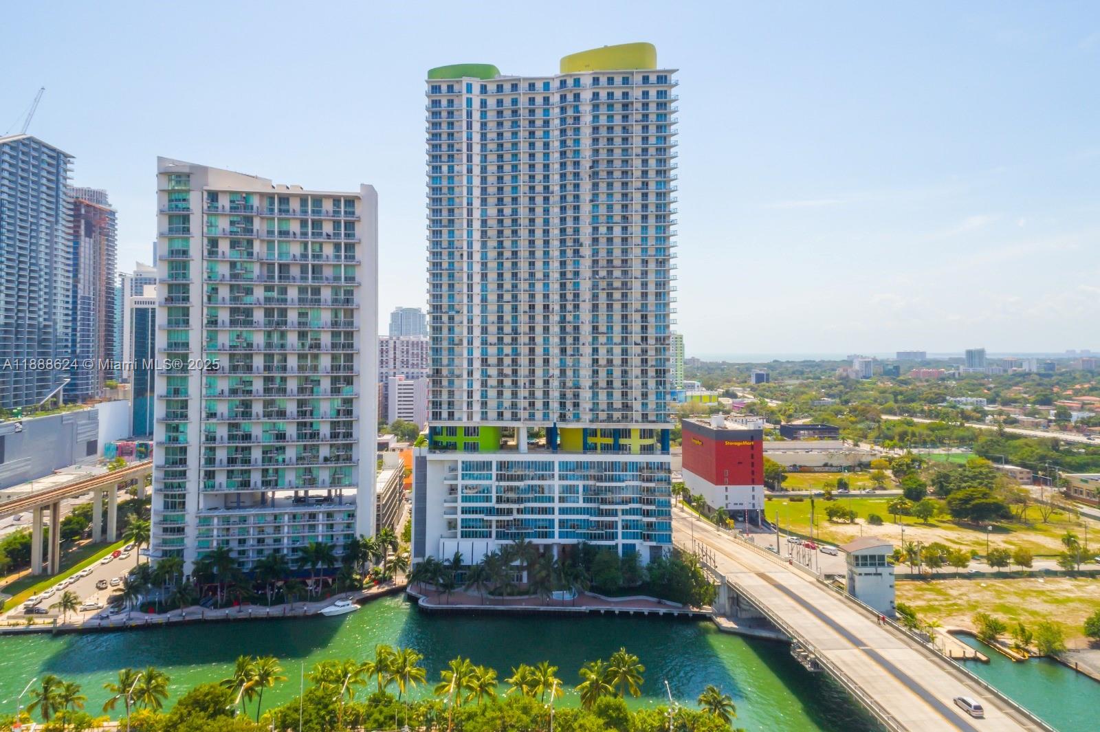 185 Southwest 7th Street, Unit 3605 Miami, FL 33130 - Photo 23 of 24