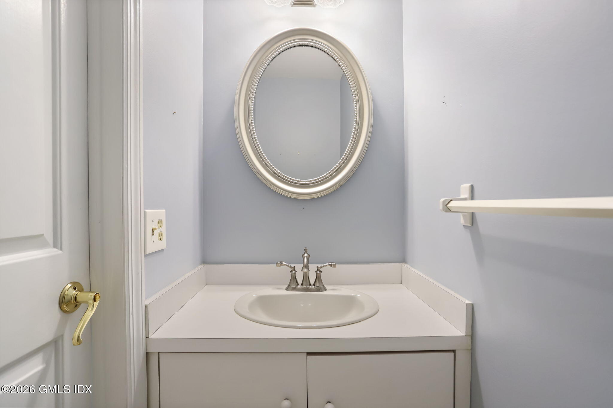 33 Talbot Lane, Unit 4 Greenwich, CT 06830 - Photo 10 of 19 25-web-or-mls-33-talbot-ln-unit-4