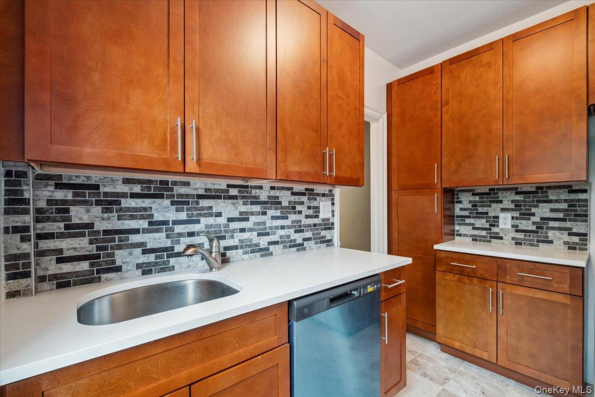 45 Popham Road, Unit 4D Scarsdale, NY 10583 - Photo 12 of 27