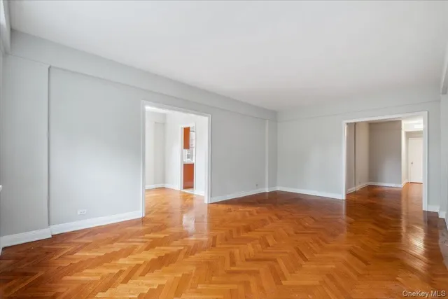 $3,500 | 45 Popham Road, Unit 4D, Scarsdale, NY 10583