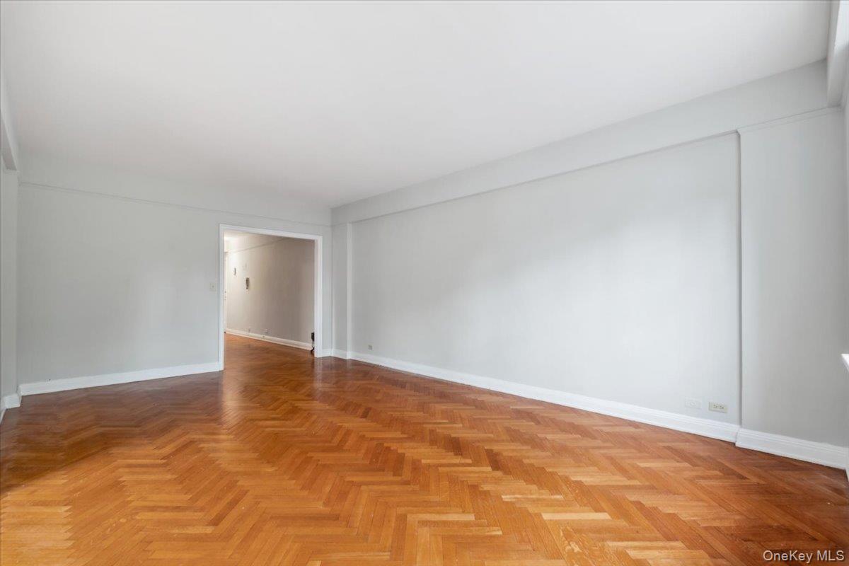 45 Popham Road, Unit 4D Scarsdale, NY 10583 - Photo 6 of 27