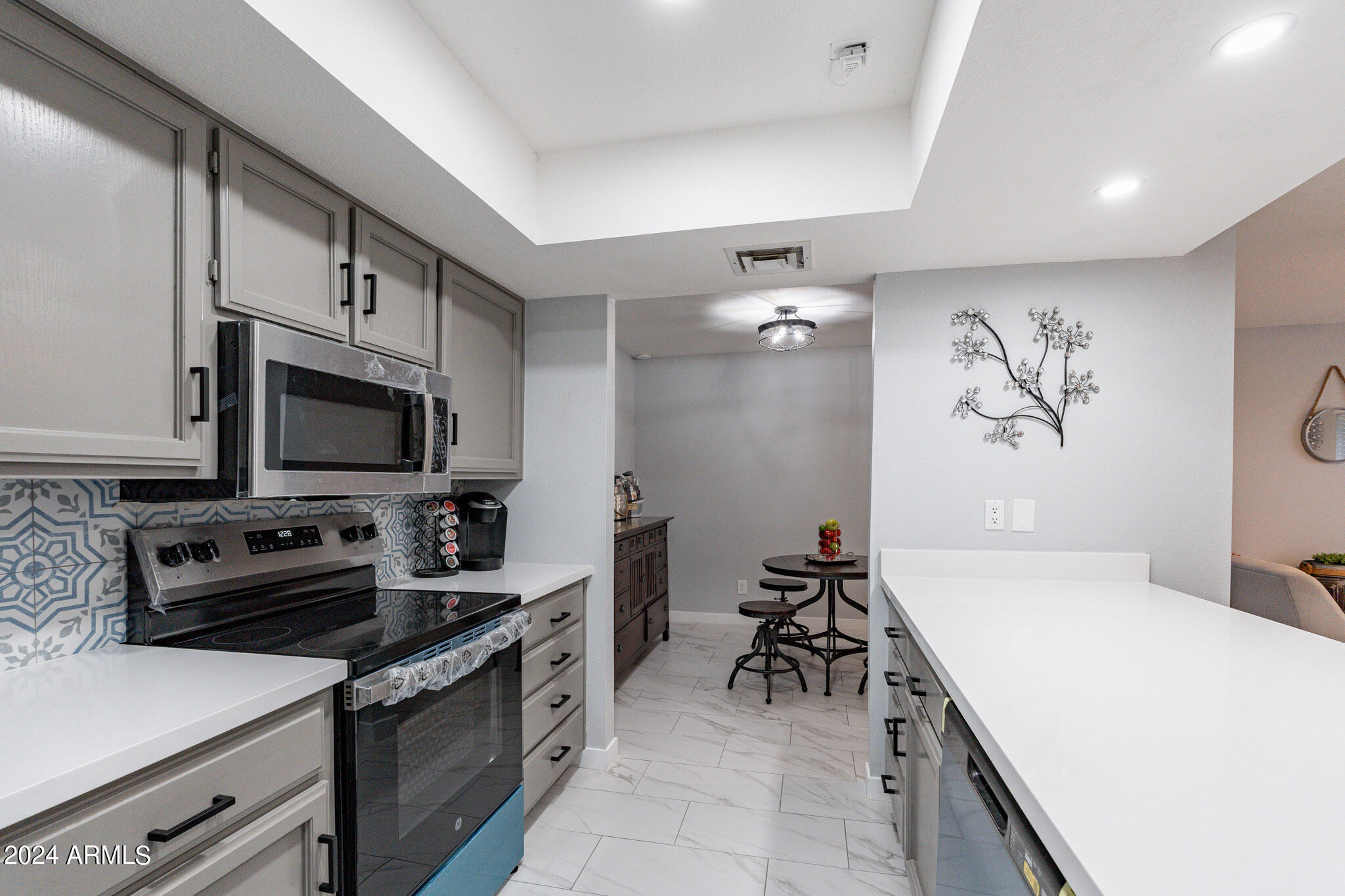 222 West Brown Road, Unit 53 Mesa, AZ 85201 - Photo 8 of 22 new appliances and quartz countertops