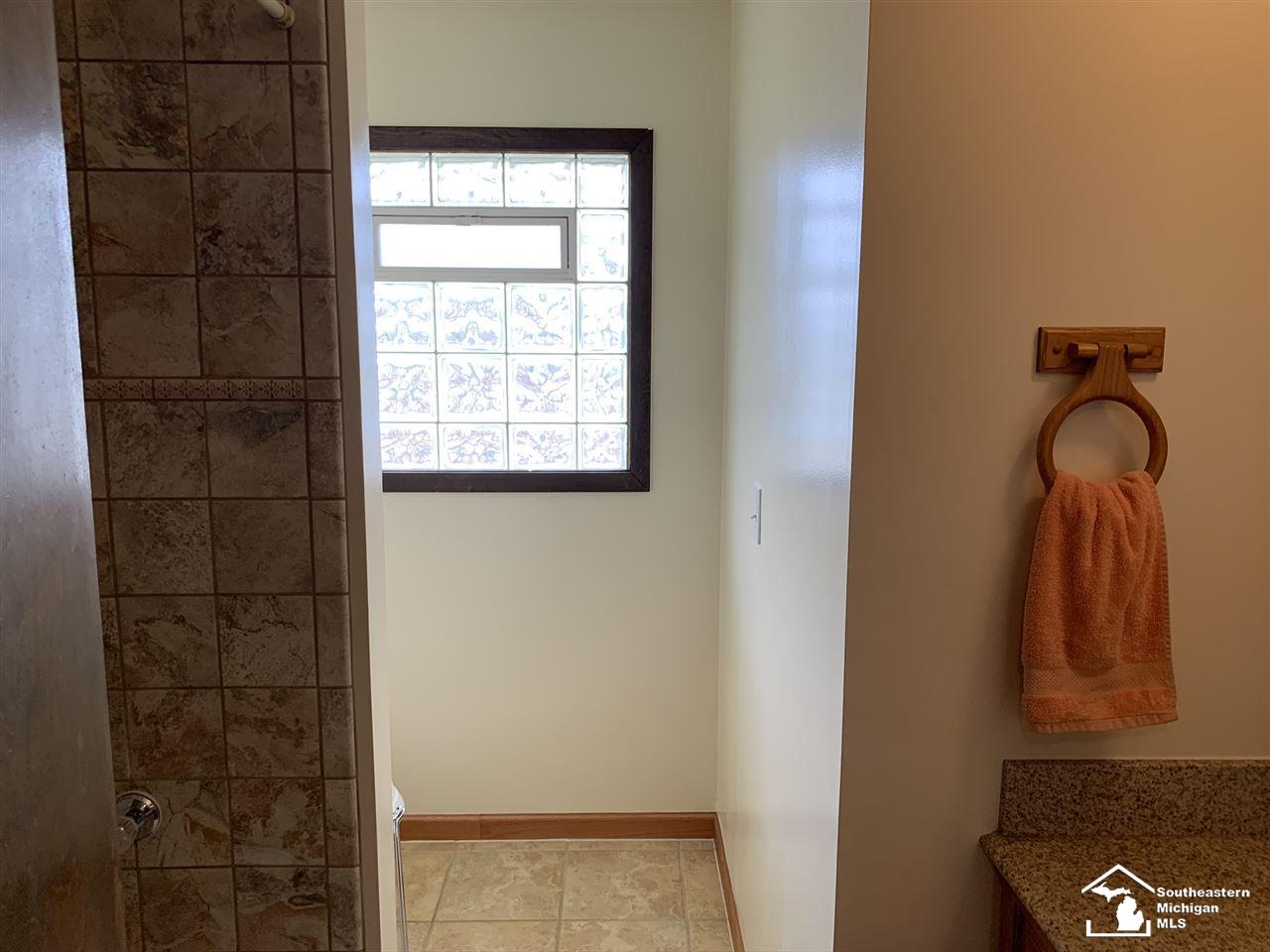 31861 Sibley Road Romulus, MI 48174 - Photo 33 of 94 50010032-32.JPG