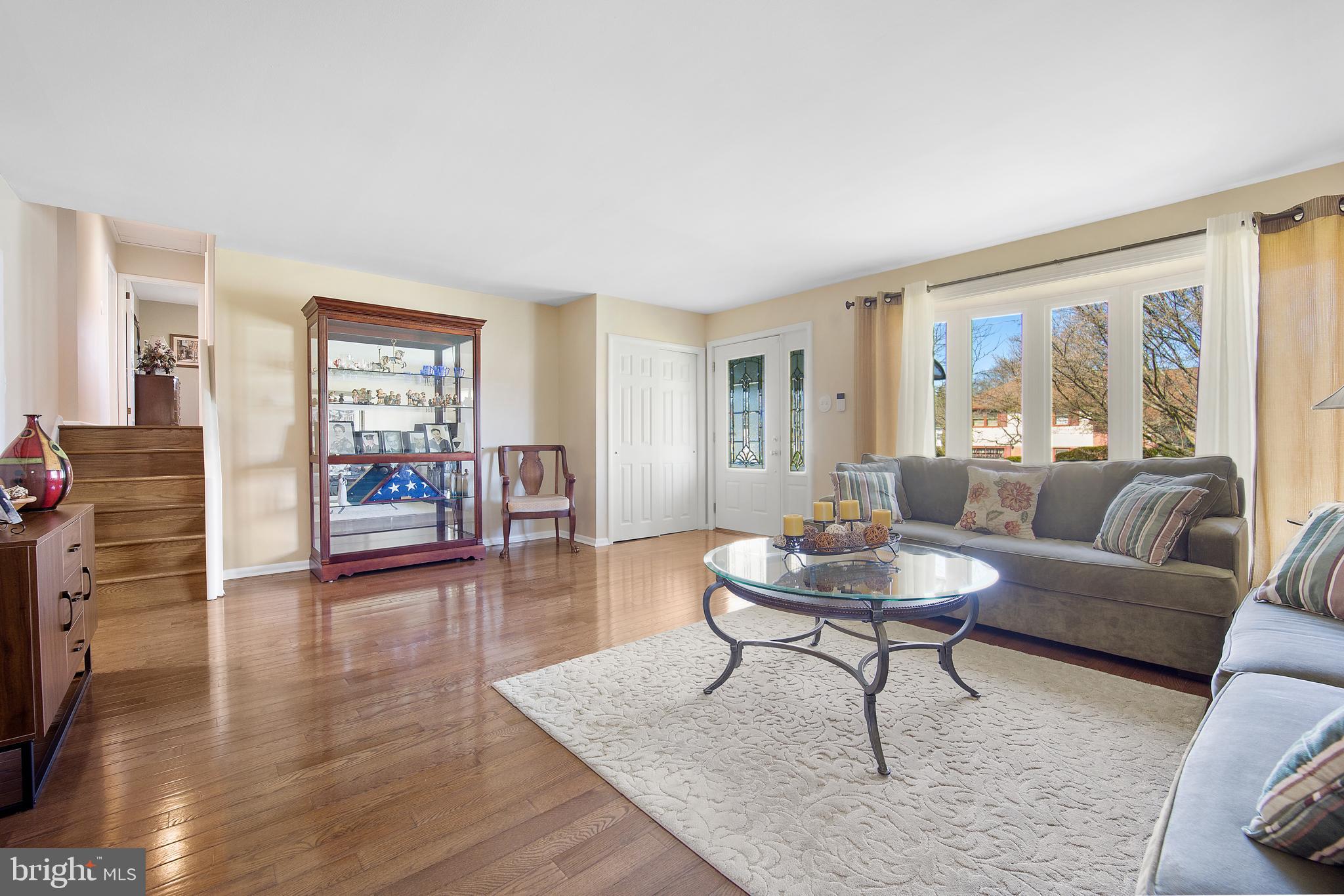 1005 Susan Road Philadelphia, PA 19115 - Photo 5 of 27