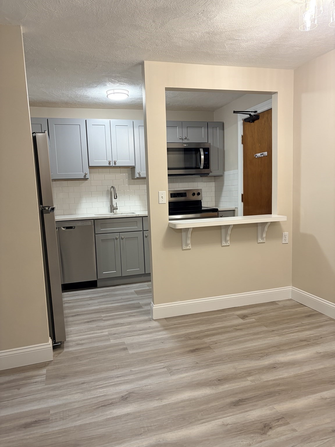 23 Davis Road, Unit B12 Acton, MA 01720 - Photo 1 of 10 Gallery Image 1