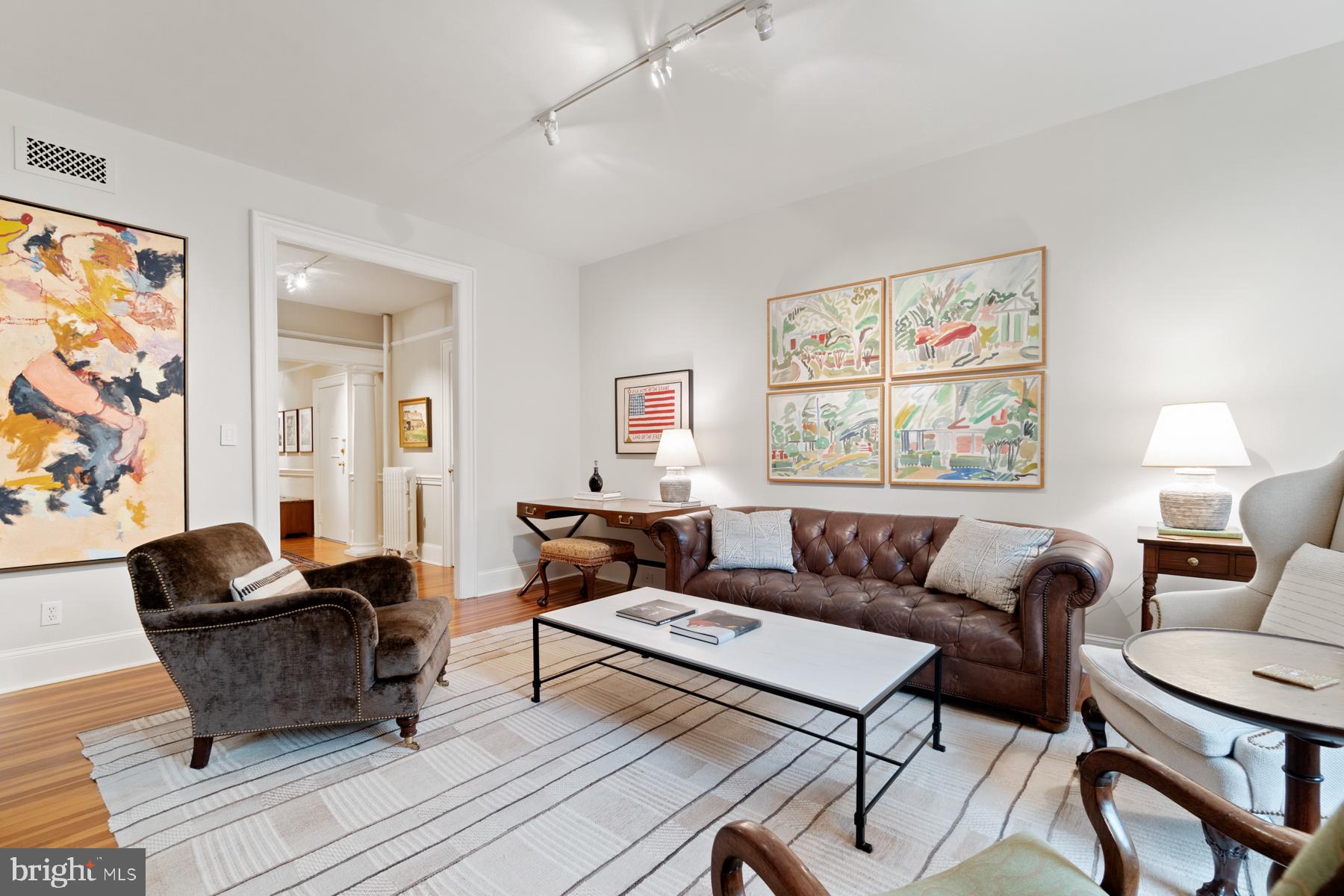 2022 Columbia Road Northwest, Unit 114 Washington, DC 20009 - Photo 6 of 29 Living room