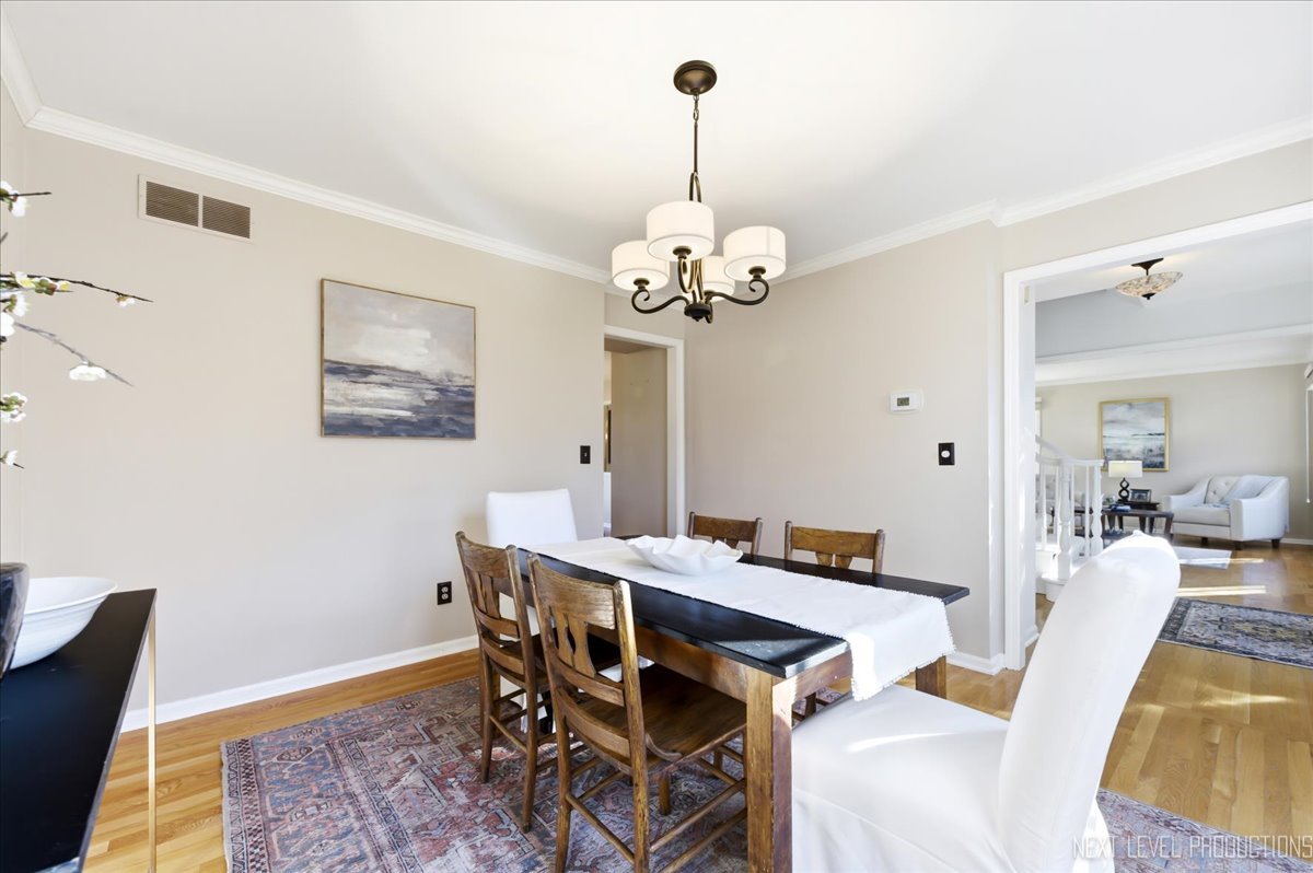 549 Bloomfield Circle Geneva, IL 60134 - Photo 15 of 31