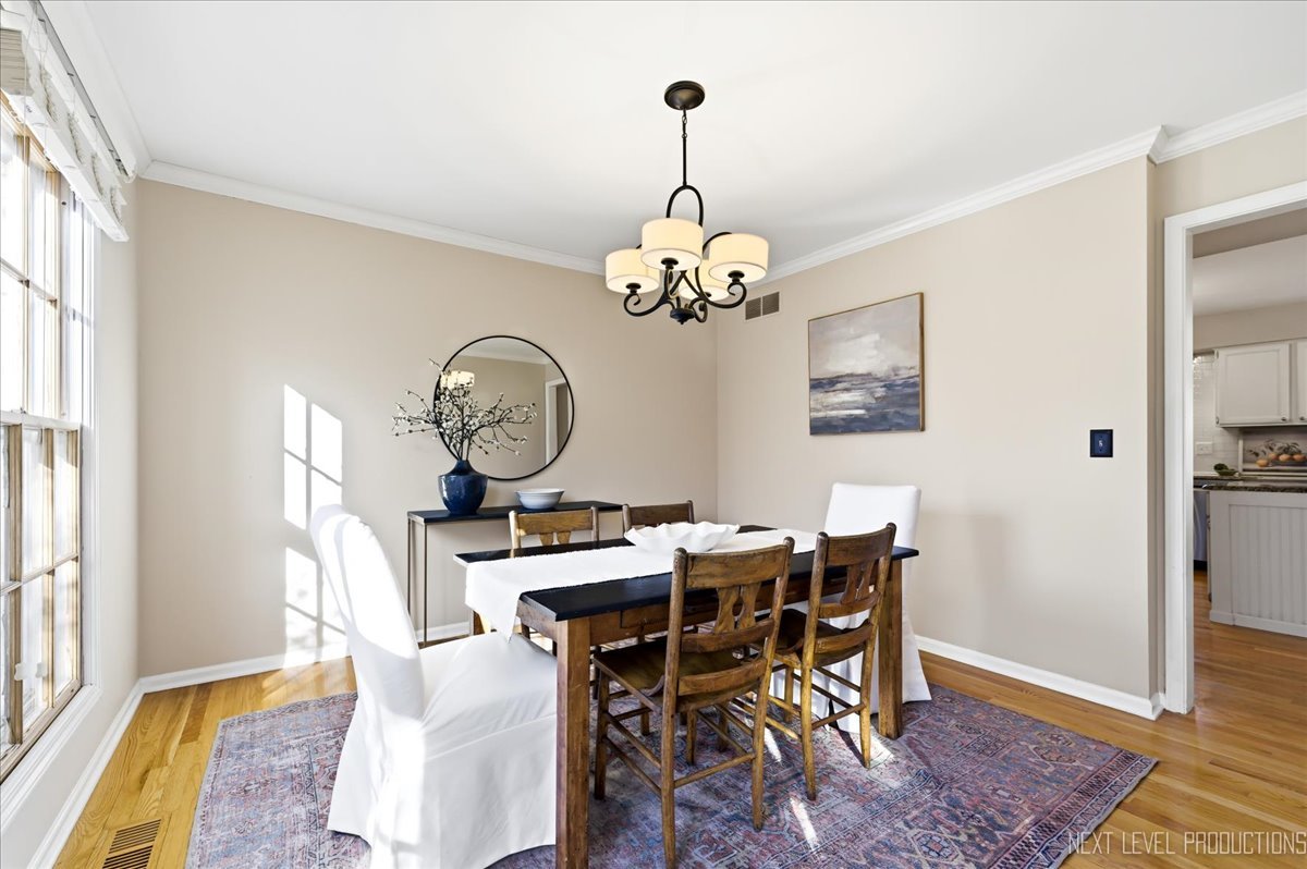 549 Bloomfield Circle Geneva, IL 60134 - Photo 16 of 31