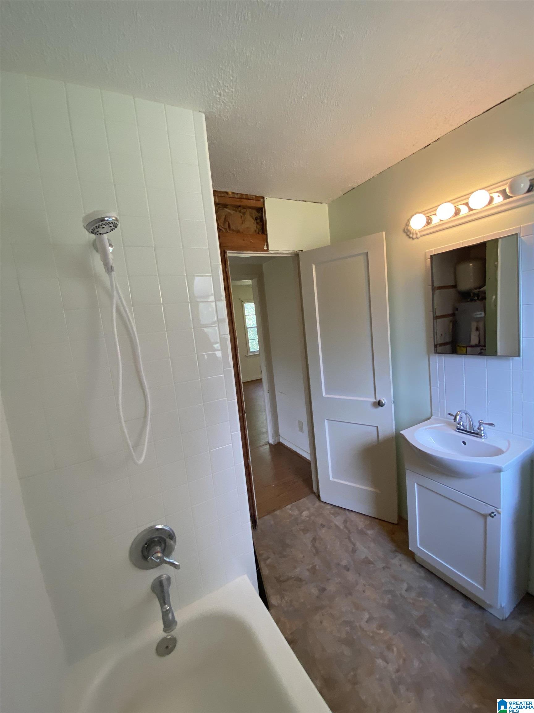 404 West Old Stagecoach Road Woodstock, AL 35188 - Photo 18 of 31