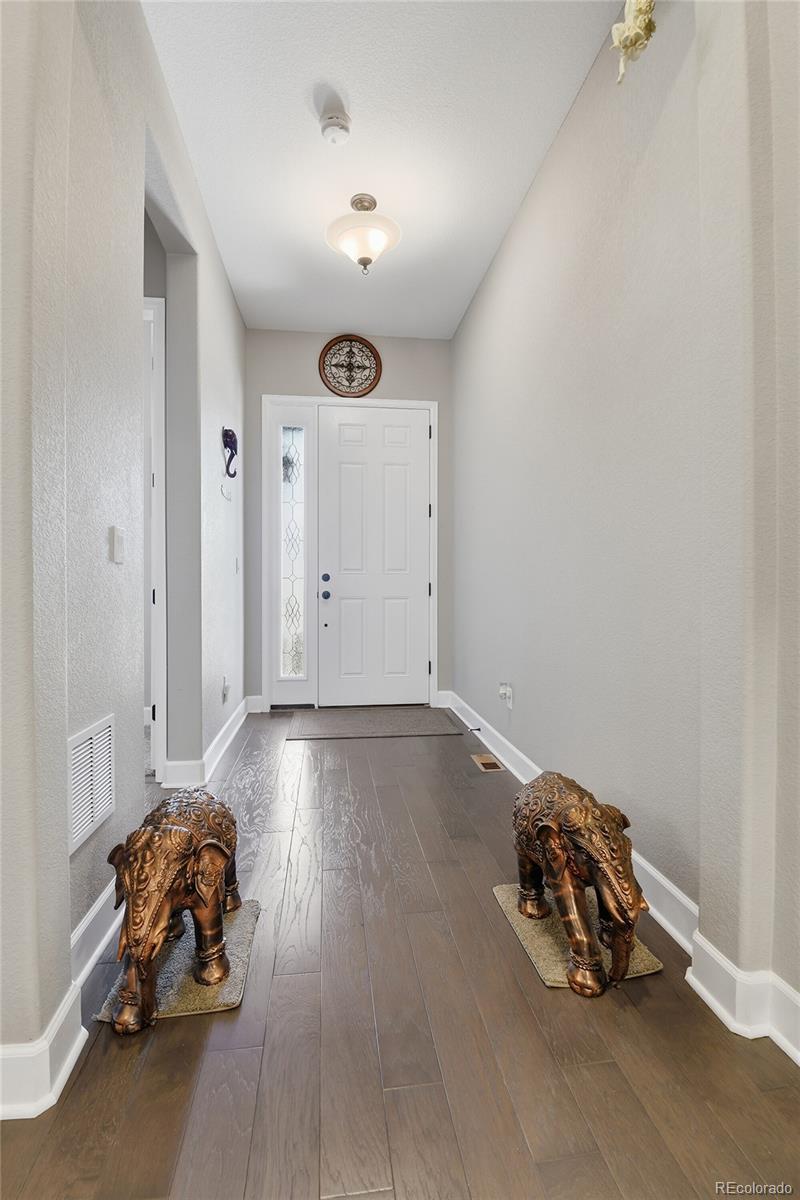 7693 South Quantock Way Aurora, CO 80016 - Photo 12 of 49