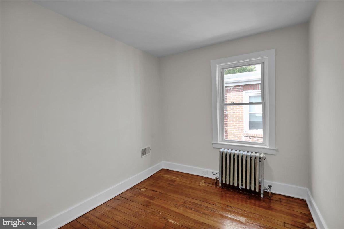 1613 Locust Street Reading, PA 19604 - Photo 24 of 28