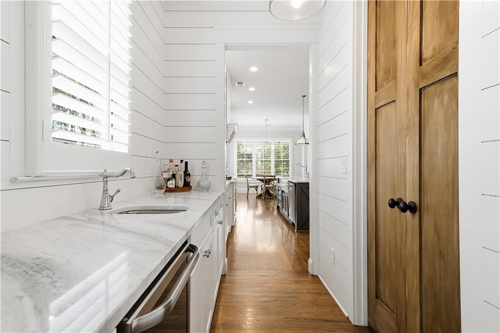 2041 Lee Road Southeast Smyrna, GA 30080 - Photo 13 of 57