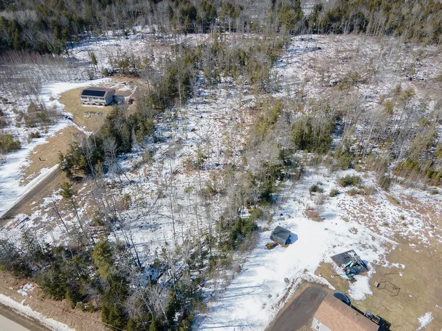 $72,000 | M37-053-00 Cedar Breeze South, Glenburn, ME 04401