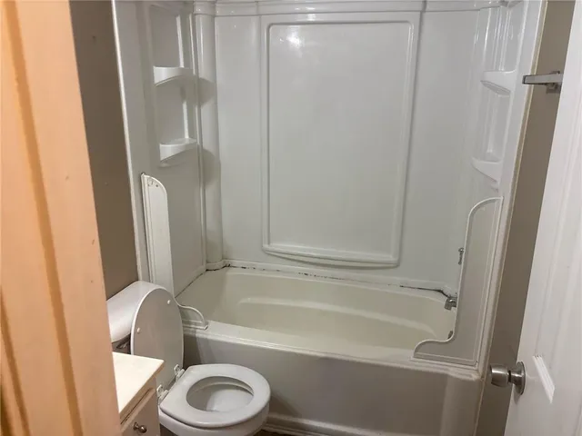 $168,000 | 5933 Sterling Avenue, Raytown, MO 64133