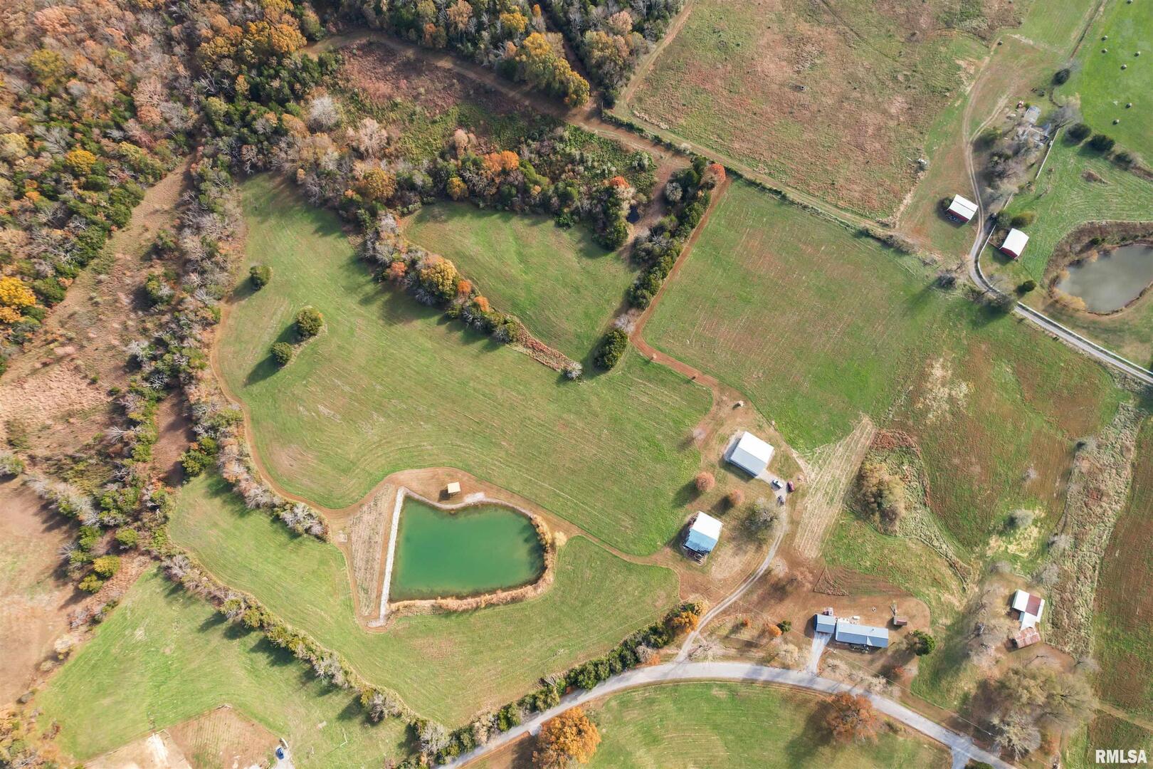 625 Sullivan Road Goreville, IL 62939 - Photo 2 of 23