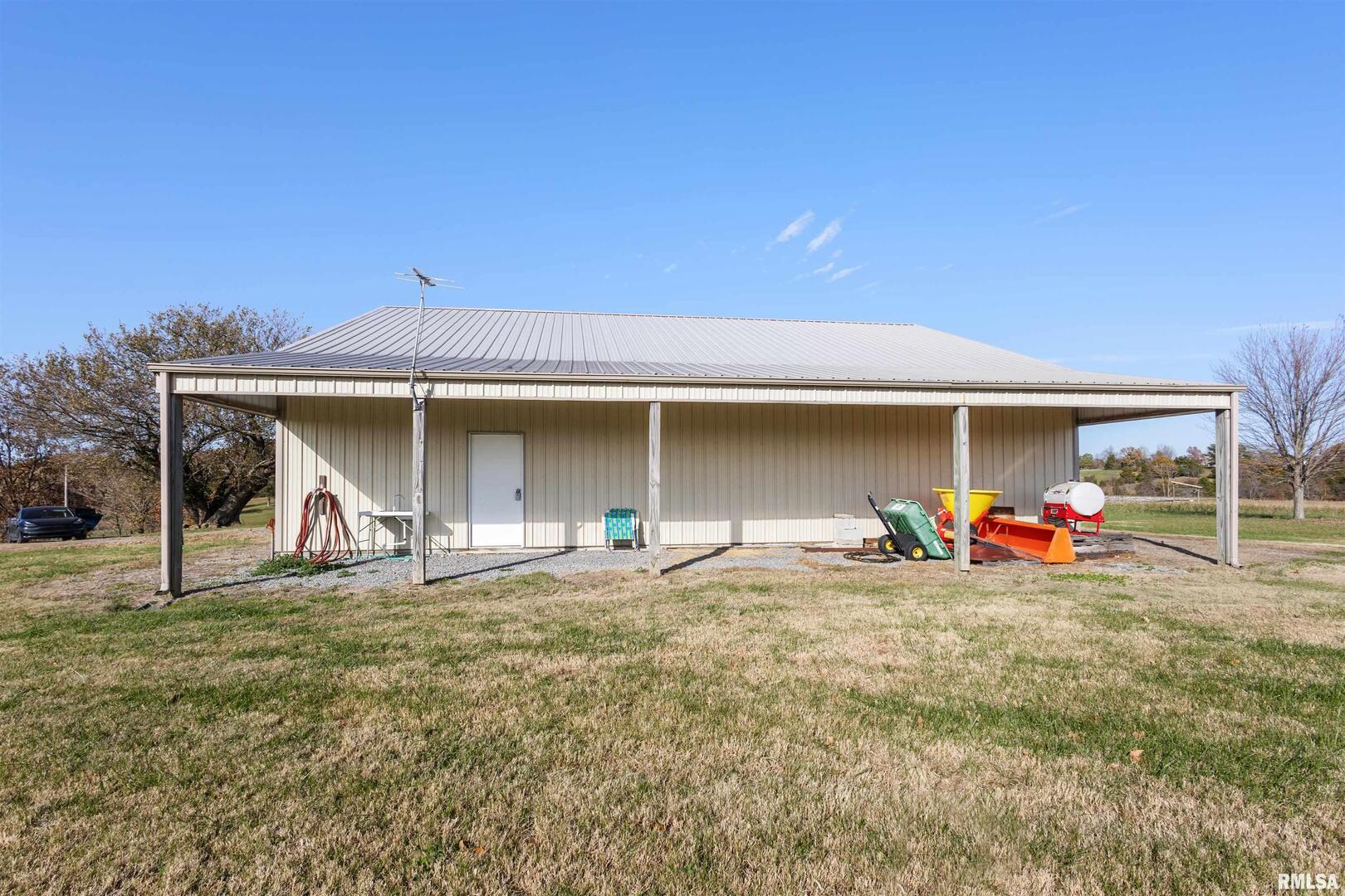 625 Sullivan Road Goreville, IL 62939 - Photo 8 of 23