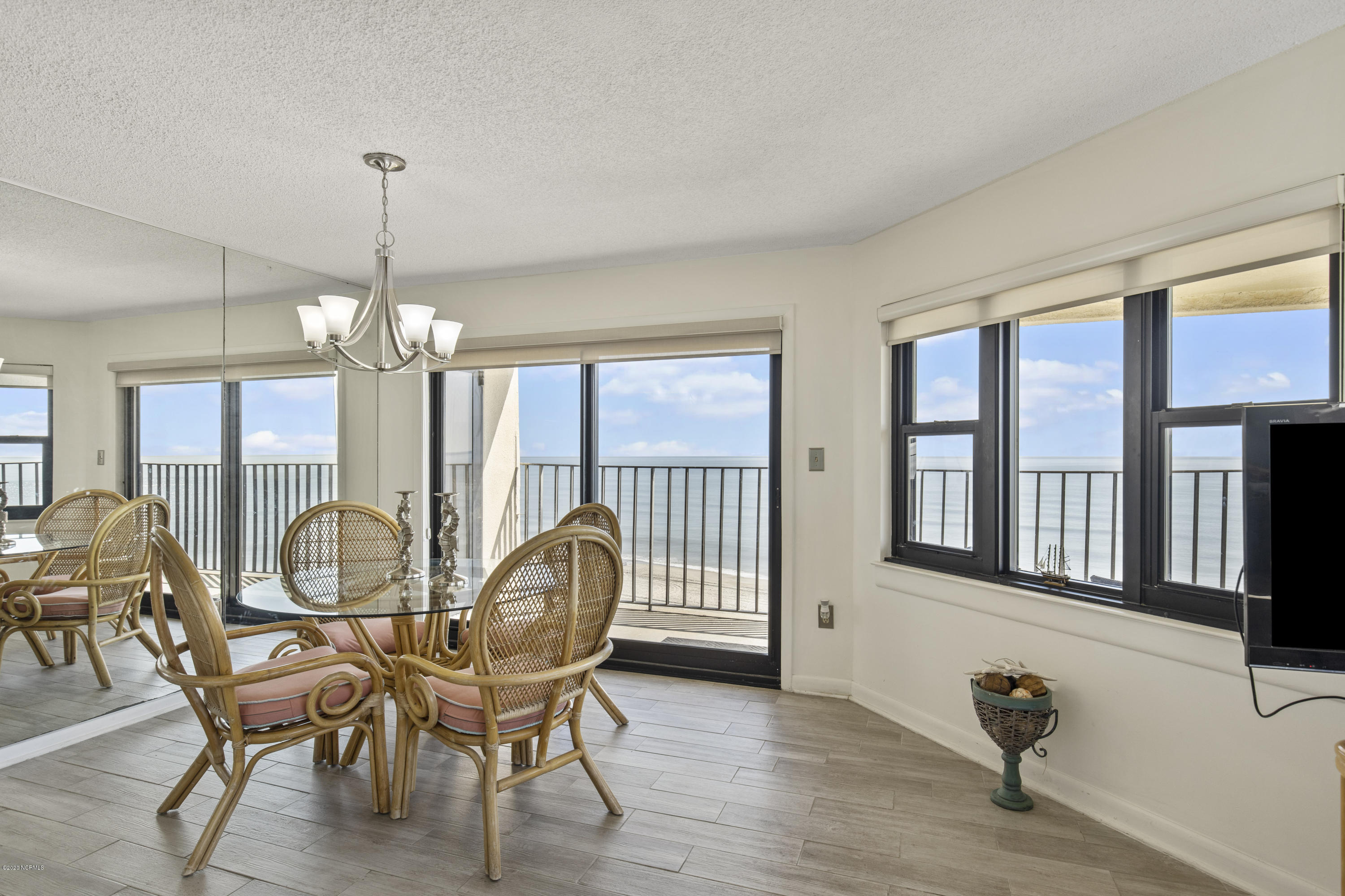 1505 Salter Path Road, Unit 430 Indian Beach, NC 28512 - Photo 31 of 57 Dining