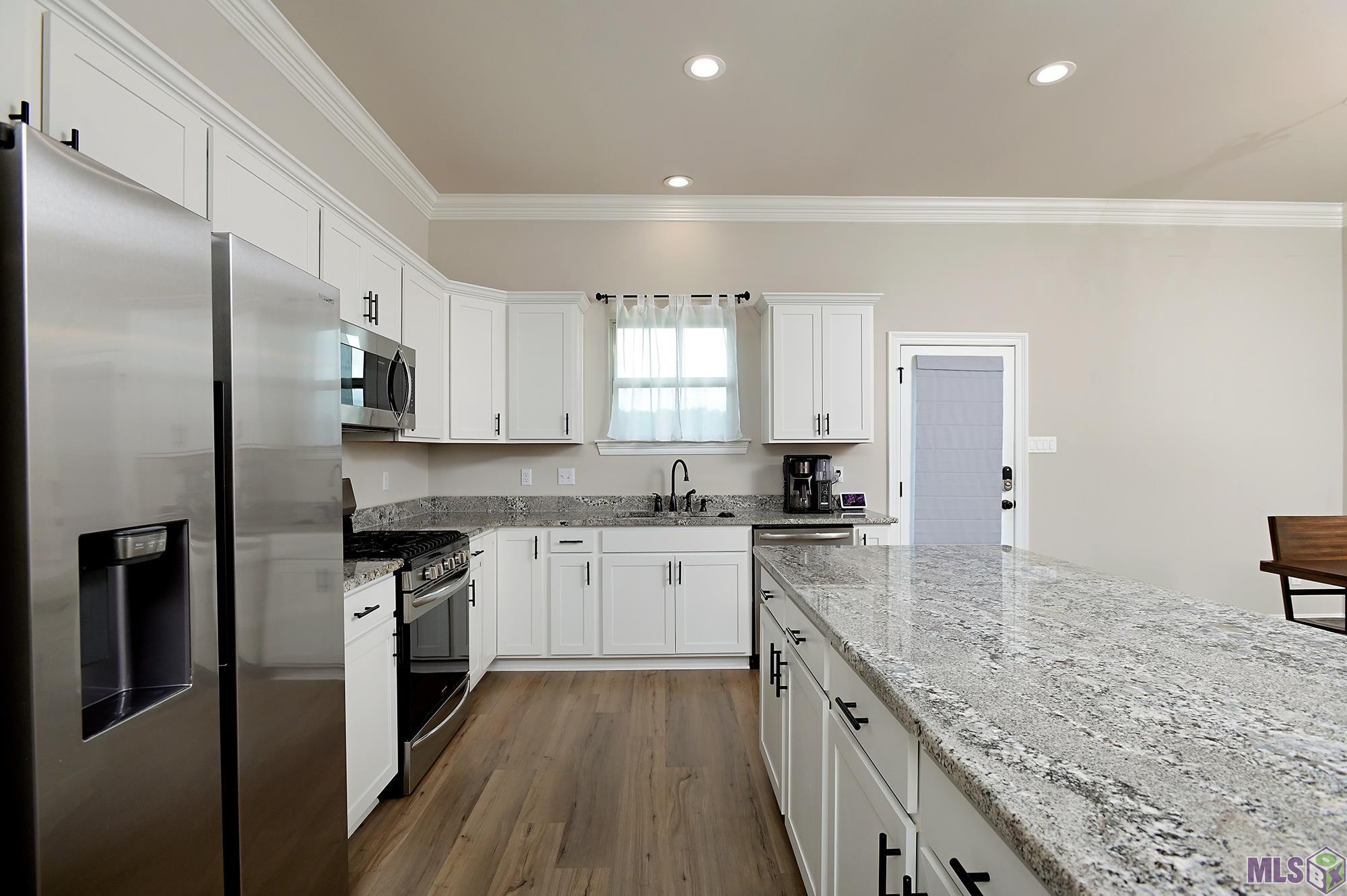 155 Magazine Loop Thibodaux, LA 70301 - Photo 4 of 16 Gallery Image 4