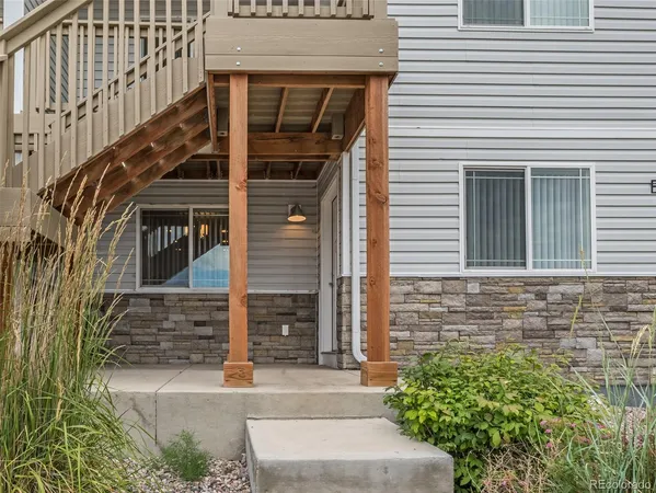 a view of entrance of the house