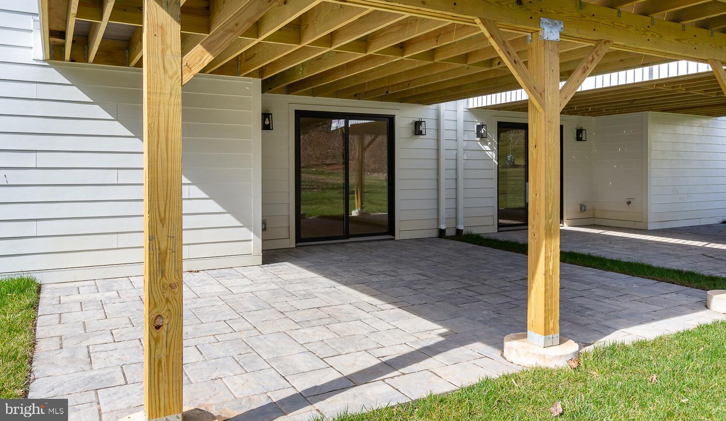 983 Henry Avenue Wayne, PA 19087 - Photo 4 of 26