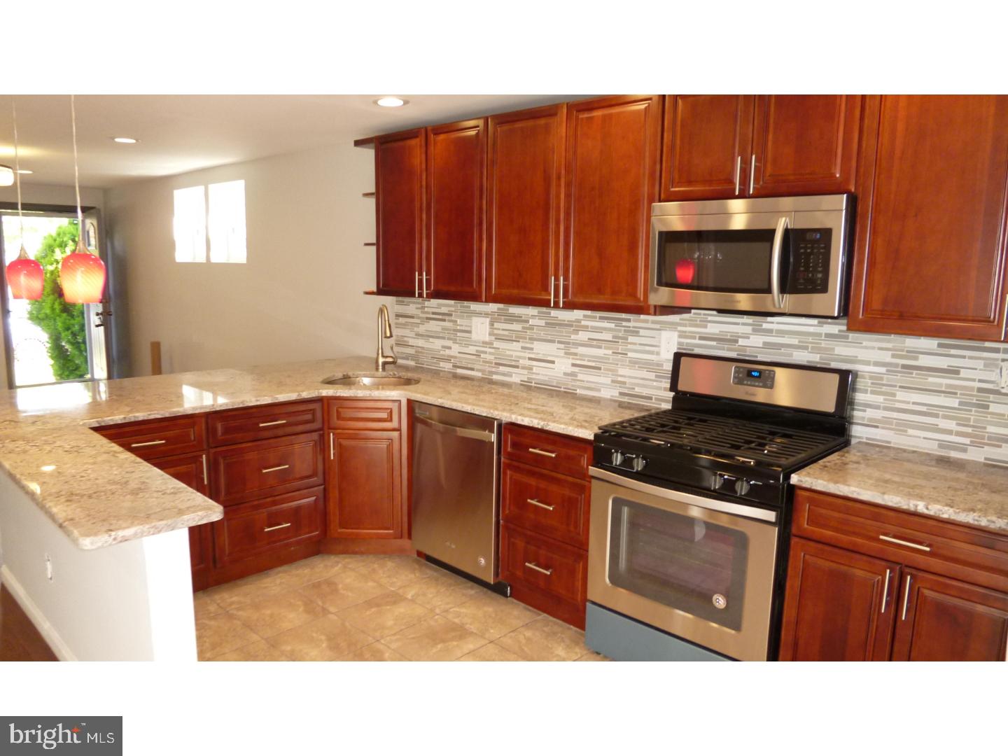 7535 Brentwood Road Philadelphia, PA 19151 - Photo 6 of 25 Gallery Image 6