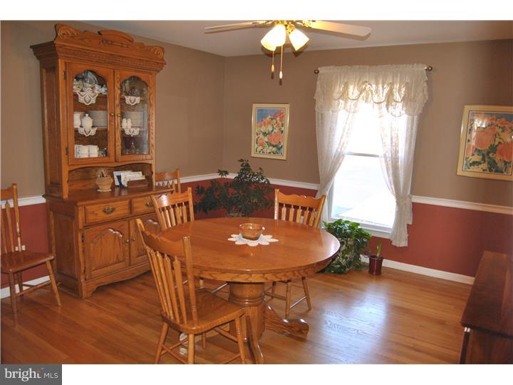 1121 Old Post Road Perkasie, PA 18944 - Photo 11 of 24 Dining Room
