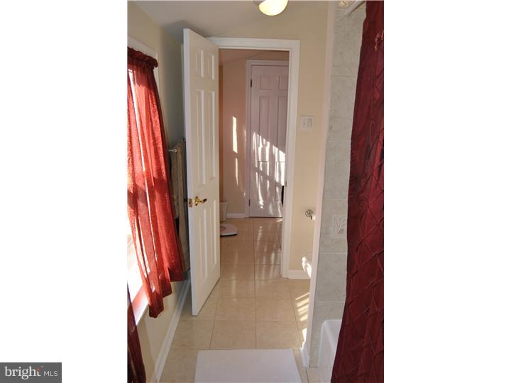 1121 Old Post Road Perkasie, PA 18944 - Photo 15 of 24 Bathroom