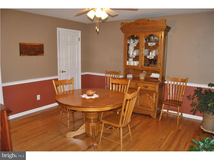1121 Old Post Road Perkasie, PA 18944 - Photo 10 of 24 Dining Room