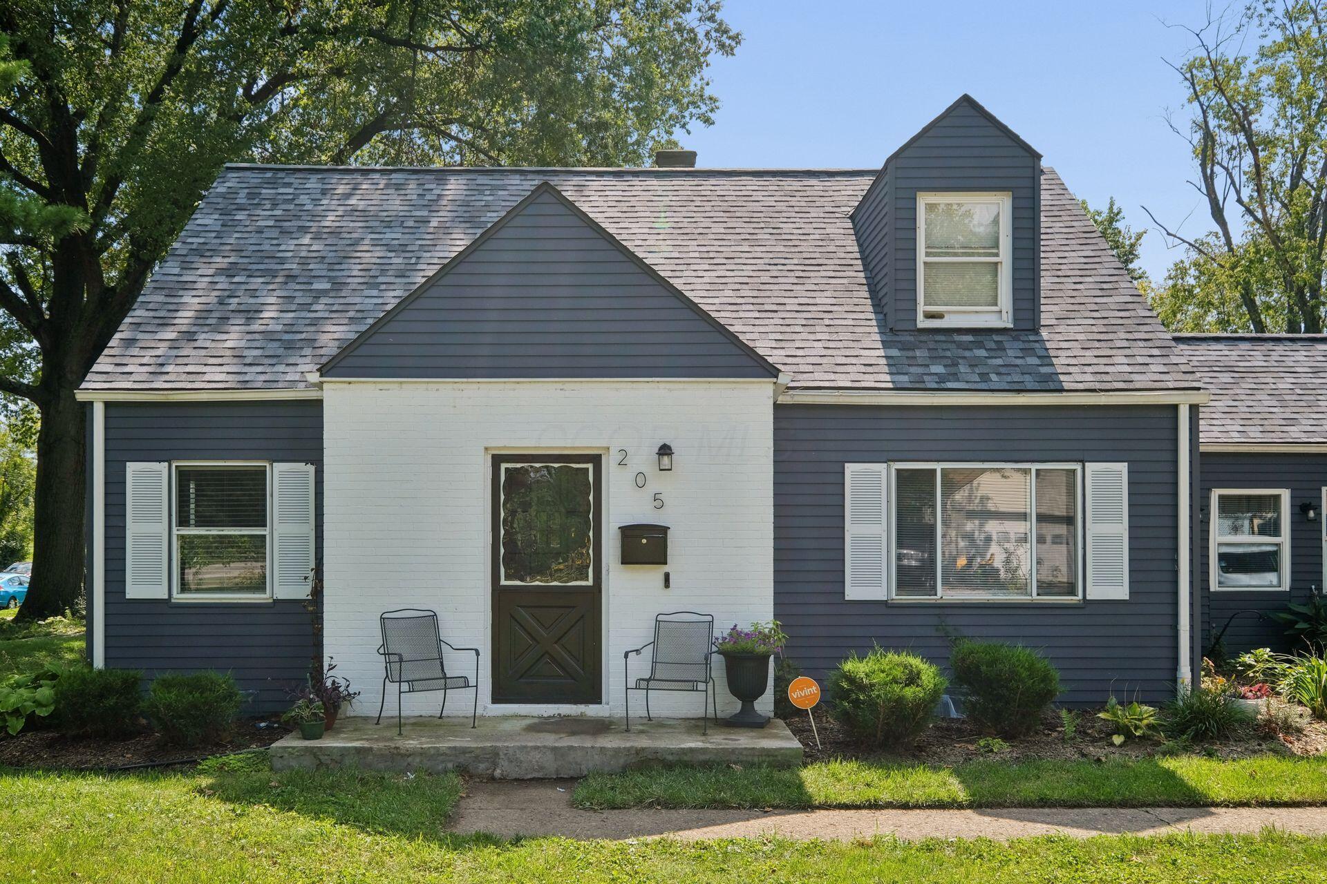 205 South Ashburton Road Columbus, OH 43213 - Photo 2 of 41 004_ Rd Columbus OH 43213 USA