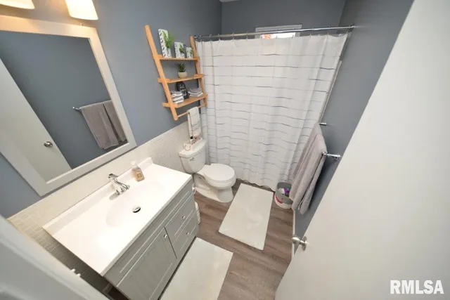 $199,000 | 811 Buffalo Lane, Mount Vernon, IL 62864