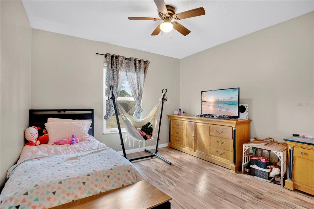 2901 Grayton Street Deltona, FL 32738 - Photo 11 of 23