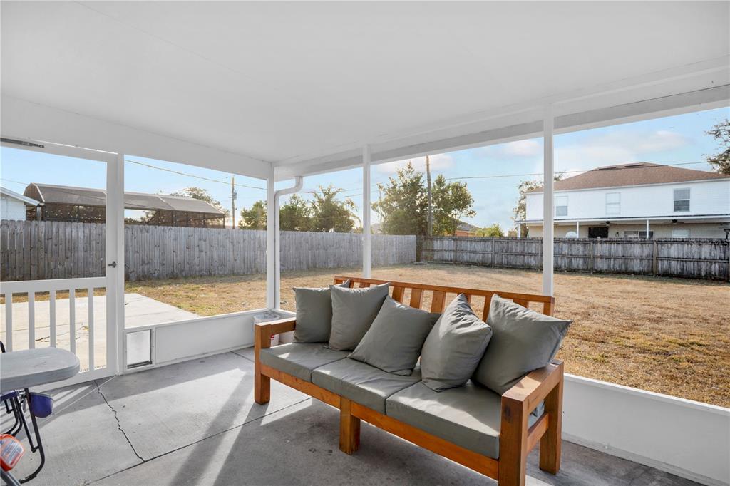 2901 Grayton Street Deltona, FL 32738 - Photo 15 of 23