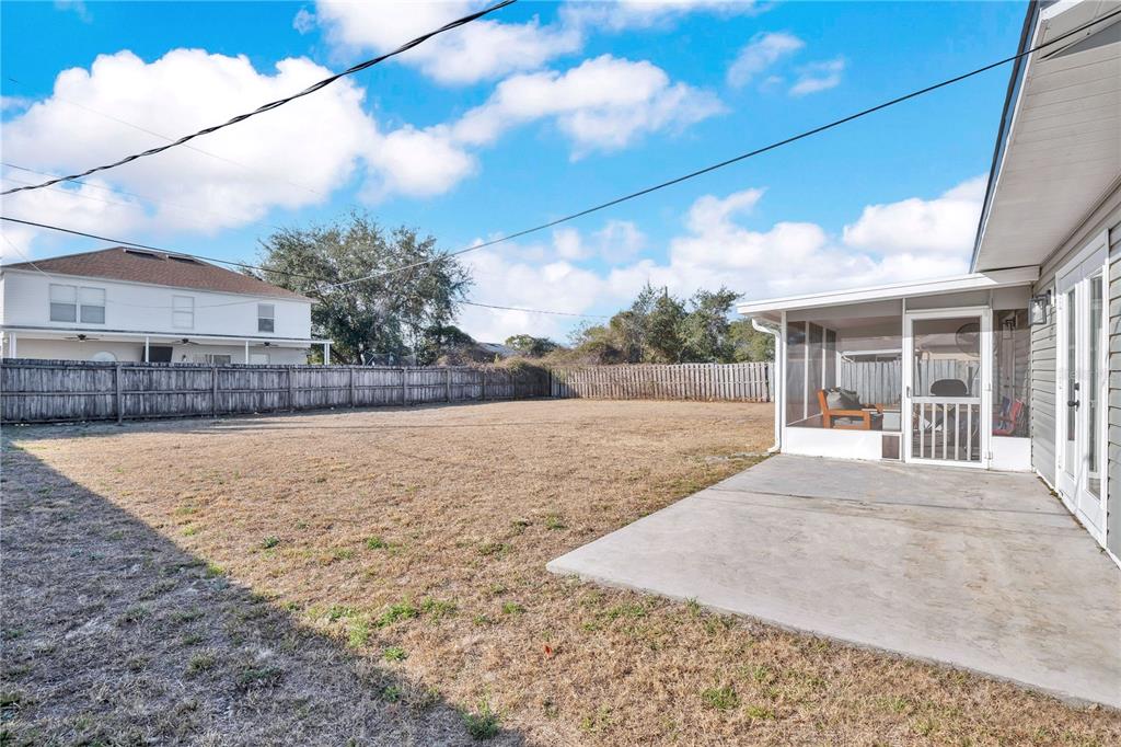 2901 Grayton Street Deltona, FL 32738 - Photo 16 of 23