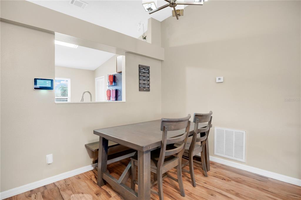 2901 Grayton Street Deltona, FL 32738 - Photo 4 of 23