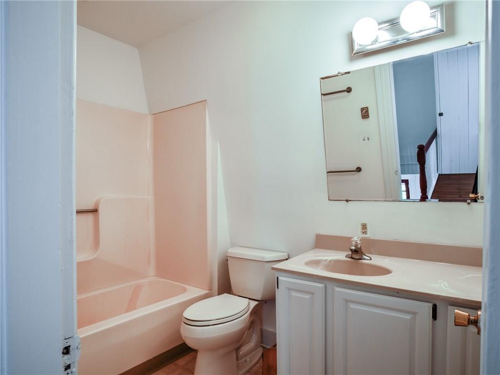 3-5 Whale Watch Road Orrs Island, ME 04066 - Photo 22 of 35 Second Floor bathroom