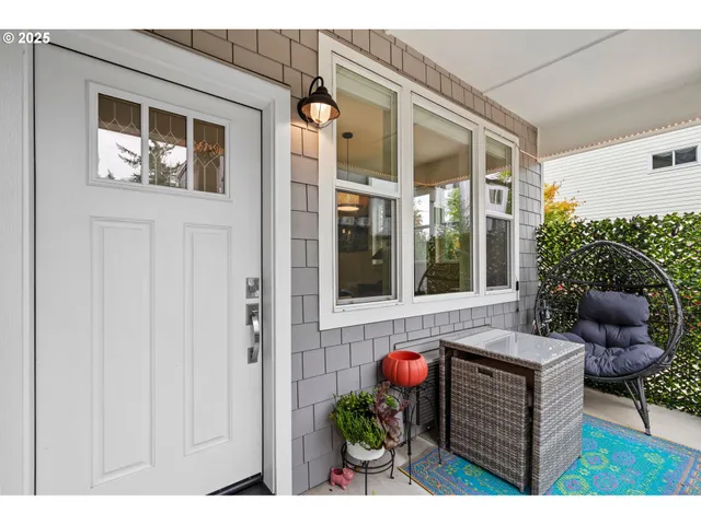 $240,000 | 116 Northeast 109th Avenue, Unit A5, Portland, OR 97220